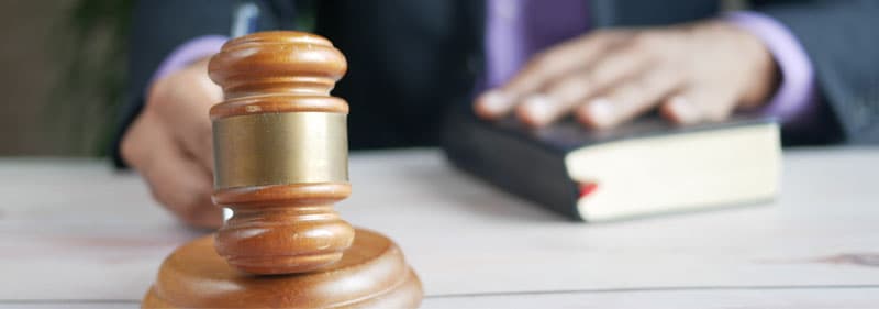 Cómo conocer las cargas de una subasta: Guía práctica